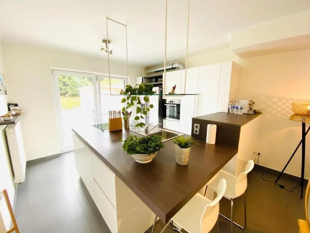 Bright And Airy 3 Bedroom With Terrace&Parking Luxemburg 0*,  Luxemburg